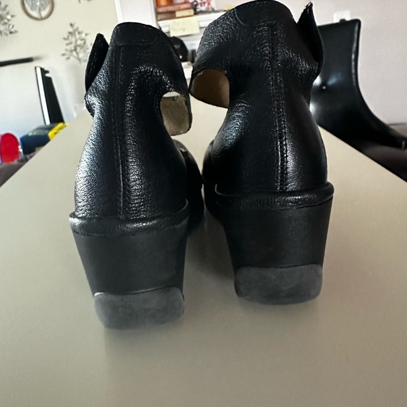 90% perfect Fly London - Picture 4 of 6